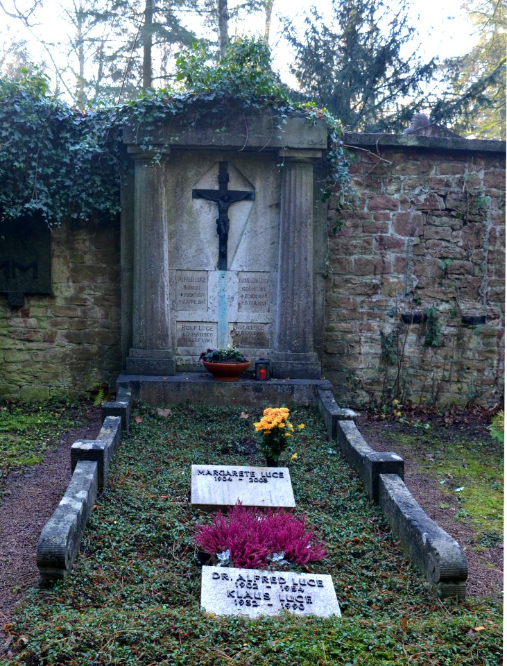 Frankfurt, Hauptfriedhof, Grab I adM 36 Luce