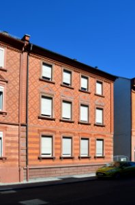 Frankfurt-Niederrad, Gerauer Straße 3