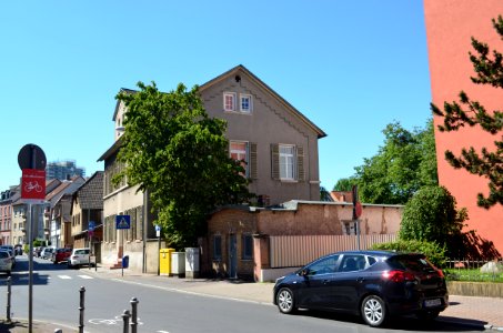 Frankfurt-Niederrad, Kelsterbacher Straße 16 (2)