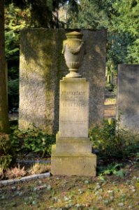 Frankfurt, Hauptfriedhof, Grab I 651b Sachs