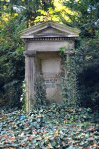 Frankfurt, Hauptfriedhof, Grab II Gartengräber 37 Stroh