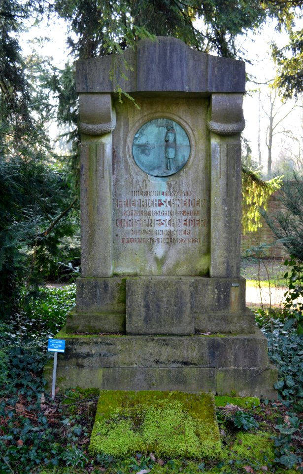 Frankfurt, Hauptfriedhof, Grab I 354 Schneider