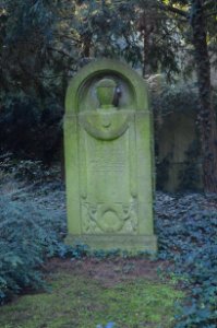 Frankfurt, Hauptfriedhof, Grab II 117 Herwig