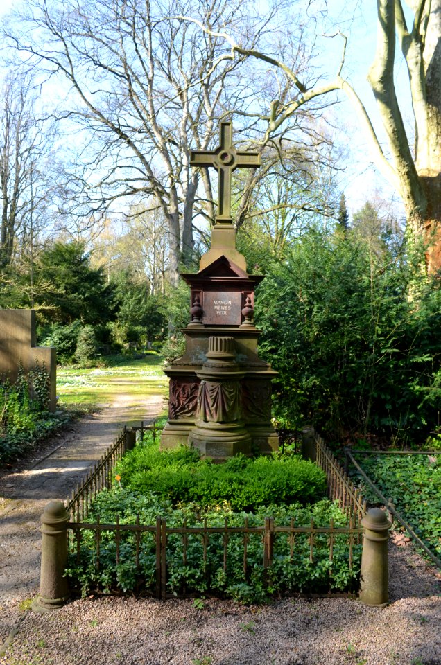 Frankfurt, Hauptfriedhof, Grab J 823 Arnold-Mangin