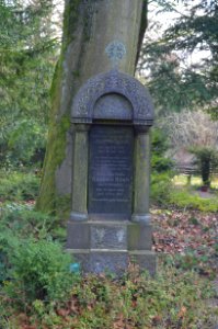 Frankfurt, Hauptfriedhof, Grab I 690 Böhm