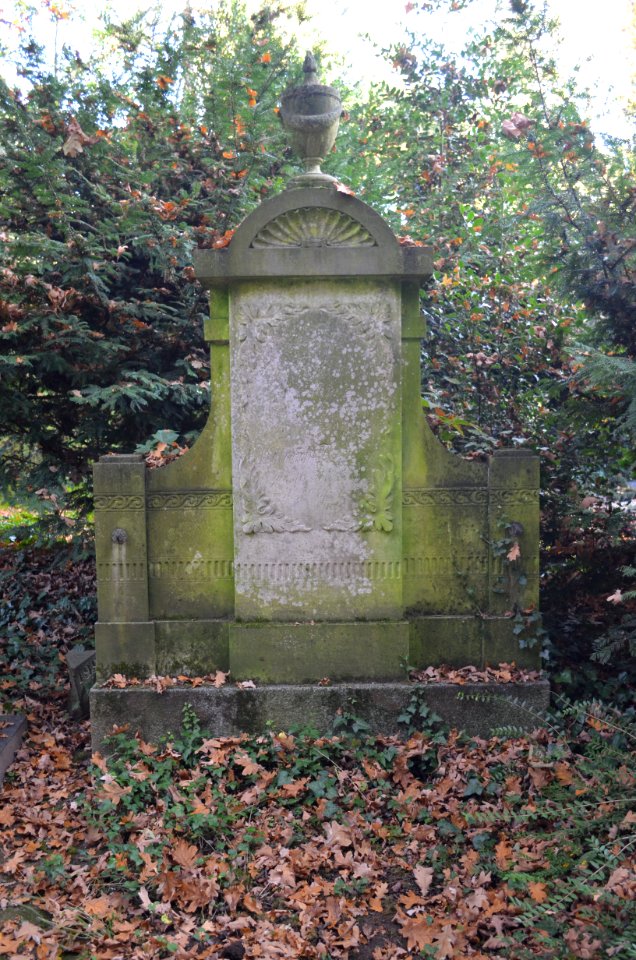 Frankfurt, Hauptfriedhof, Grab I 199 Isenberg