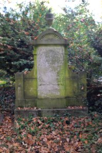 Frankfurt, Hauptfriedhof, Grab I 199 Isenberg