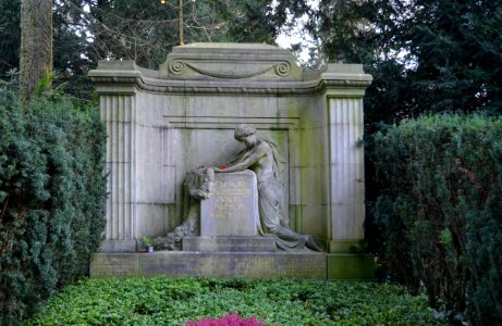 Frankfurt, Hauptfriedhof, Grab V 149 De Ridder