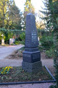 Frankfurt, Hauptfriedhof, Grab K 295 Gerlich (1)