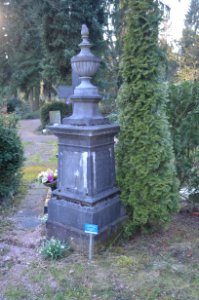 Frankfurt, Hauptfriedhof, Grab K 255 Bingenheimer