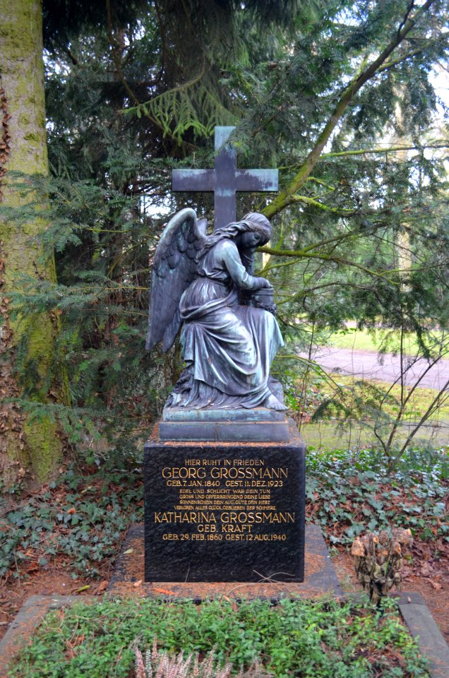 Frankfurt, Hauptfriedhof, Grab IV 160 Großmann