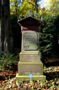 Frankfurt, Hauptfriedhof, Grab J 766 Kalkhof