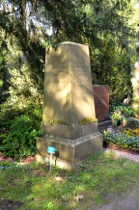 Frankfurt, Hauptfriedhof, Grab J 399 Weichand