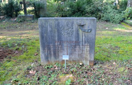 Frankfurt, Hauptfriedhof, Grab J 954 Mathilde Battenberg