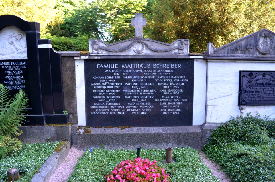 Frankfurt-Bornheim, Friedhof, Grab D adM 155 Schreiber (1)