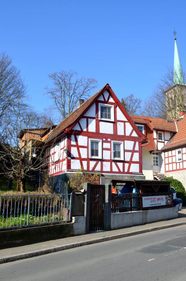 Frankfurt-Seckbach, Wilhelmshöher Straße 129