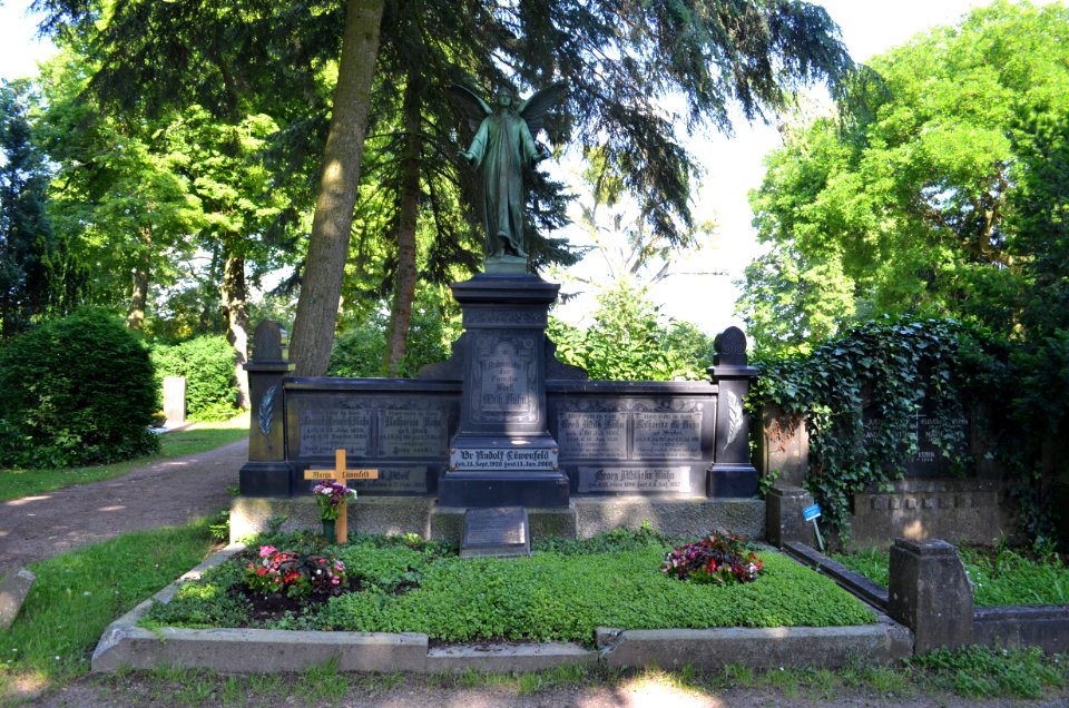 Frankfurt-Fechenheim, Friedhof, Grab A V 1 Kühn