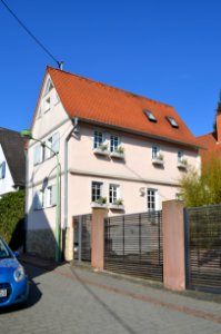 Frankfurt-Seckbach, Lohrgasse 16