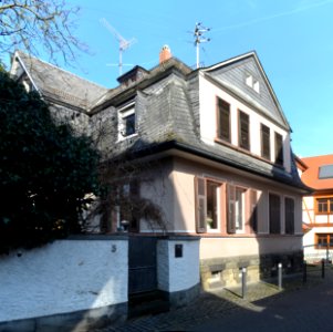 Frankfurt-Seckbach, Rathausgasse 5 (1)