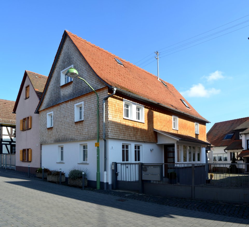 Frankfurt-Seckbach, Hintergasse 2