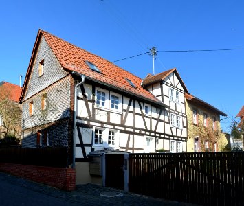 Frankfurt-Seckbach, Alt-Seckbach 1