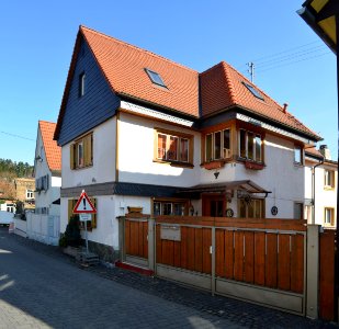 Frankfurt-Seckbach, Hintergasse 6