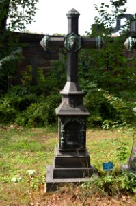 Frankfurt, Hauptfriedhof, Grab D 26 Peipers (1)