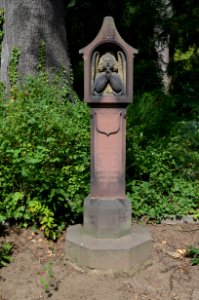 Frankfurt, Hauptfriedhof, Grab D 256 Zwerger