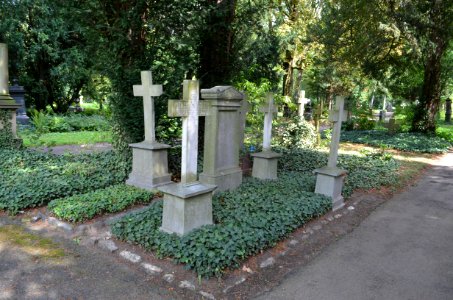Frankfurt, Hauptfriedhof, Grab D 242-242a Jügel (6)