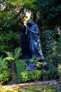 Frankfurt, Hauptfriedhof, Grab F 899 r Scheel