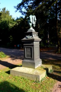 Frankfurt, Hauptfriedhof, Grab F 437-438 Schaffner