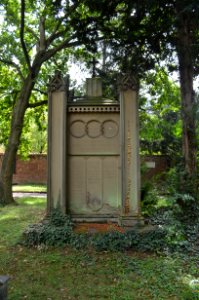 Frankfurt, Hauptfriedhof, Grab D 134 Sarassin