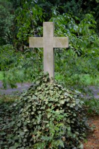 Frankfurt, Hauptfriedhof, Grab D 236 Roques