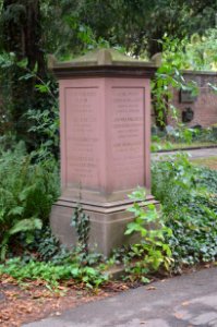 Frankfurt, Hauptfriedhof, Grab D 231-231a Kühner-Cronberger