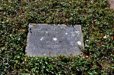 Frankfurt, Hauptfriedhof, Grab E an der Mauer 305a Friedrich Philipp Usener (1)