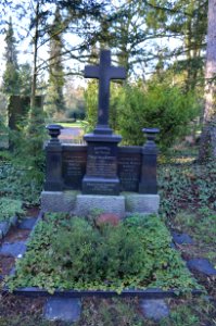Frankfurt, Hauptfriedhof, Grab C 237 Bartelt