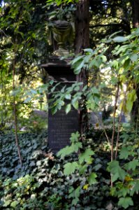Frankfurt, Hauptfriedhof, Grab E 771-772 Weis