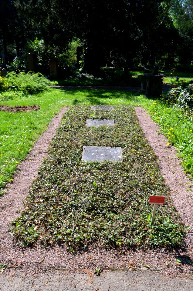 Frankfurt, Hauptfriedhof, Grab E an der Mauer 305a Friedrich Philipp Usener