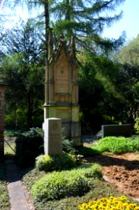 Frankfurt, Hauptfriedhof, Grab E adM 347-347a Gontard (1)