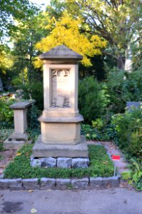 Frankfurt, Hauptfriedhof, Grab E 69 Ackermann