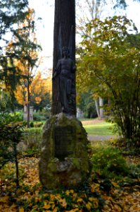 Frankfurt, Hauptfriedhof, Grab F 1614 Seeboeck (1)