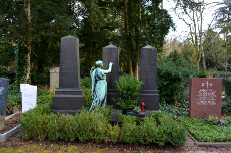 Frankfurt, Hauptfriedhof, Grab G 579-581 Herrman