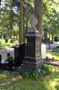 Frankfurt, Hauptfriedhof, Grab F 207 Bodesheim (1)