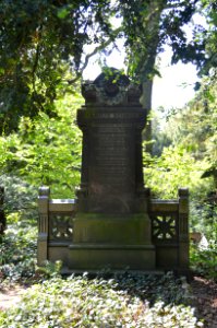 Frankfurt, Hauptfriedhof, Grab F 504 Schaub