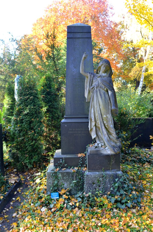 Frankfurt, Hauptfriedhof, Grab F 1650 Grünewald