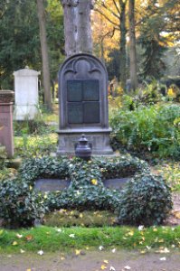 Frankfurt, Hauptfriedhof, Grab F 26 Brückmann