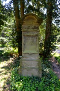 Frankfurt, Hauptfriedhof, Grab F 539 Lindheimer