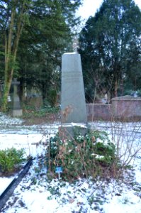 Frankfurt, Hauptfriedhof, Grab E 872 von Wolf-Radschütz