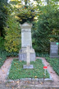Frankfurt, Hauptfriedhof, Grab E 92-93 Kriegk