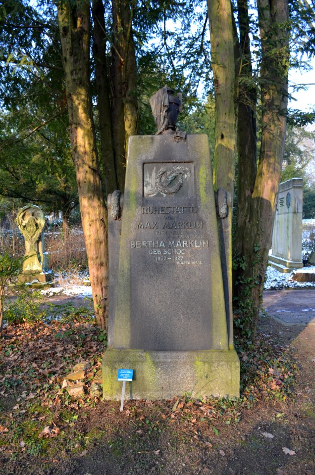 Frankfurt, Hauptfriedhof, Grab E 898 Märklin